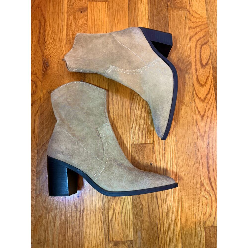 BP Surina Lea Women’s 10M Leather Suede Tan Chunky Block Heal Ankle Bootie Boots
